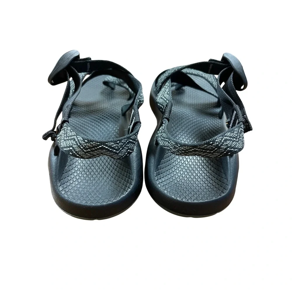Chaco Z/Cloud 2 Sandals Women 9 Black White Strappy Toe Loop Hiking Gorpcore